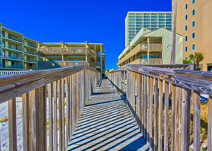 Ocean-view With Pool Access Outdoor Seating Ac & Wifi